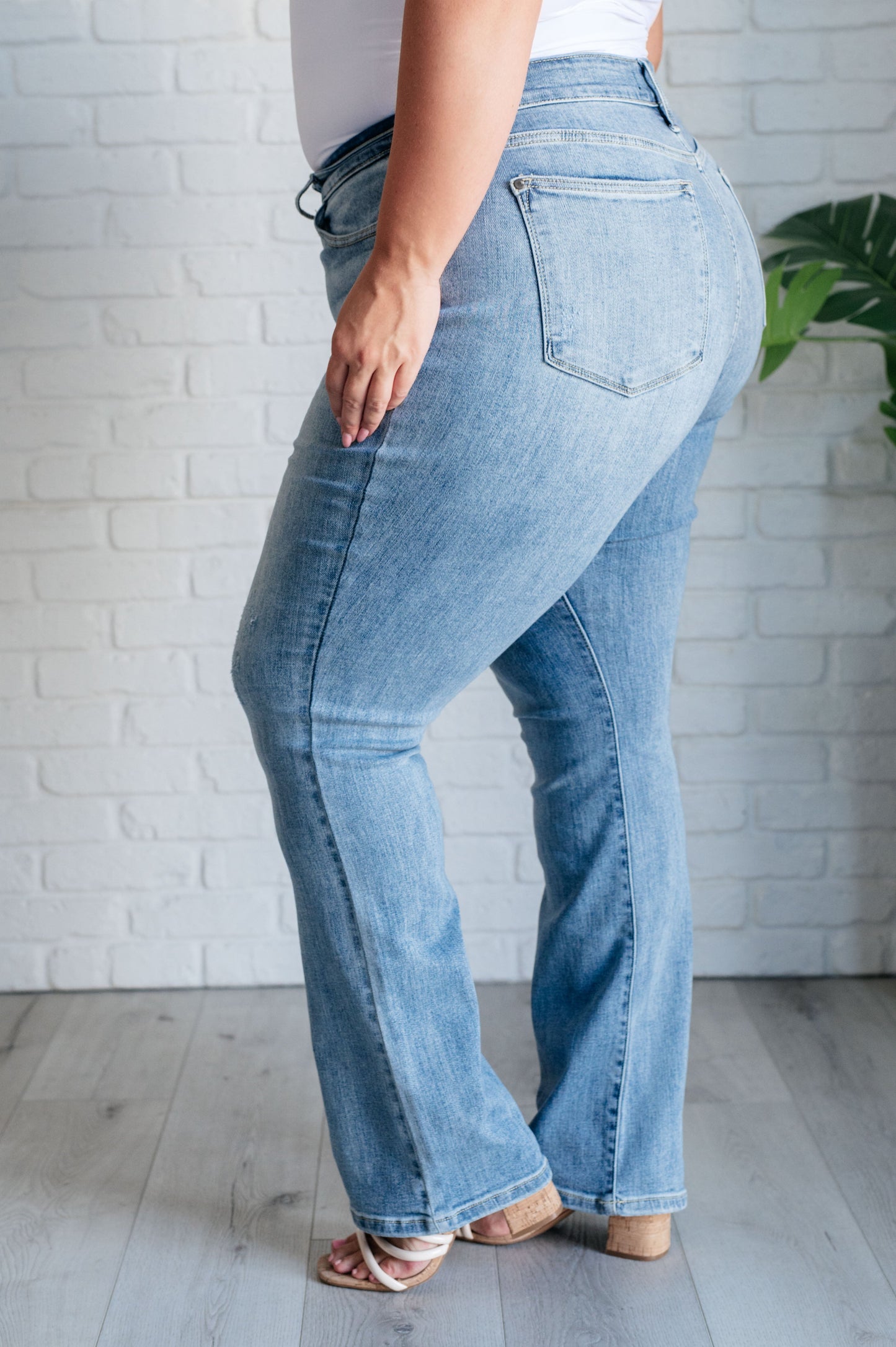 Alana Mid Rise Clean Bootcut Jeans - Southern Divas Boutique