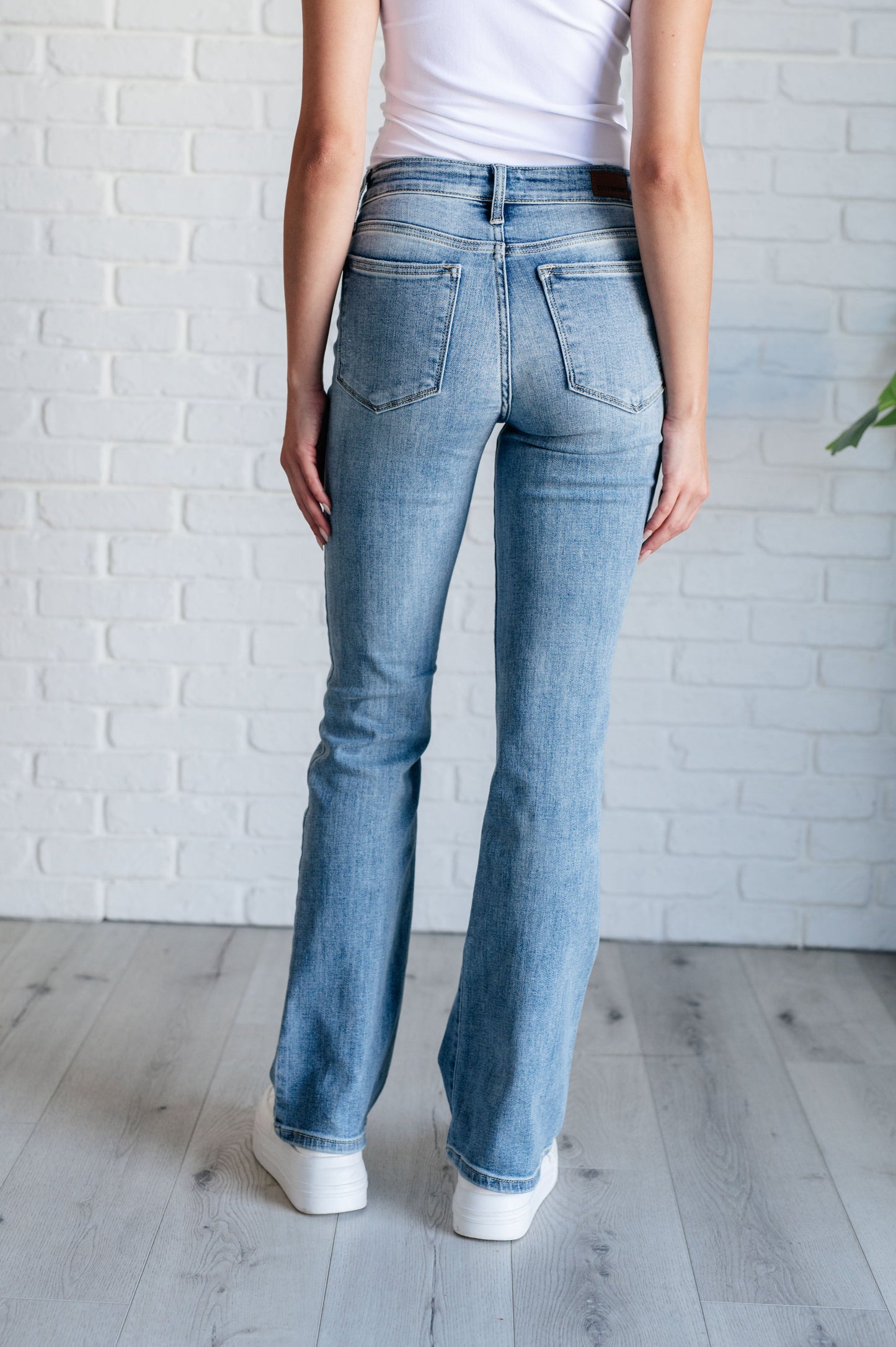 Alana Mid Rise Clean Bootcut Jeans - Southern Divas Boutique