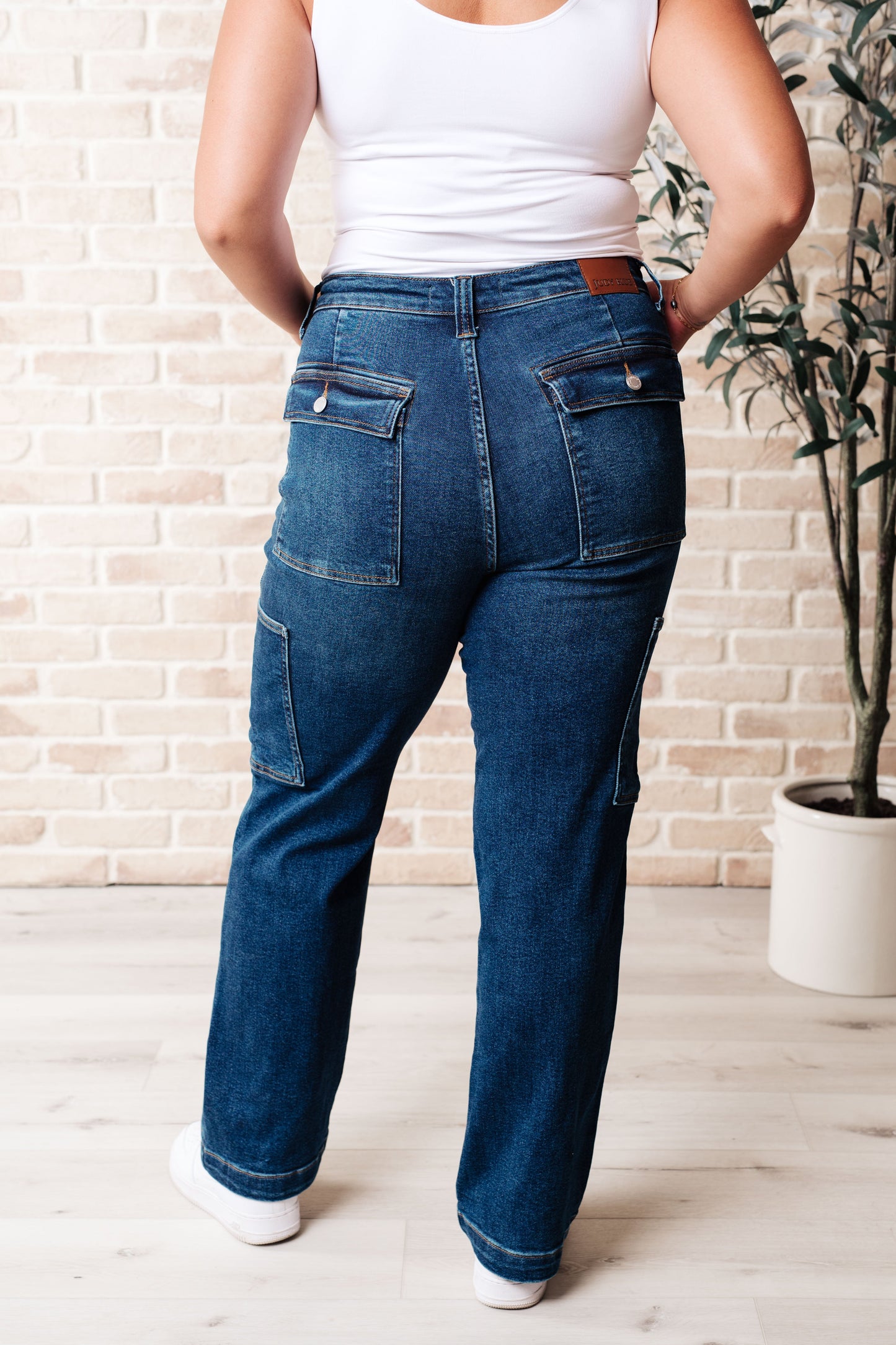 Leila High Rise Cargo Straight Jeans - Southern Divas Boutique