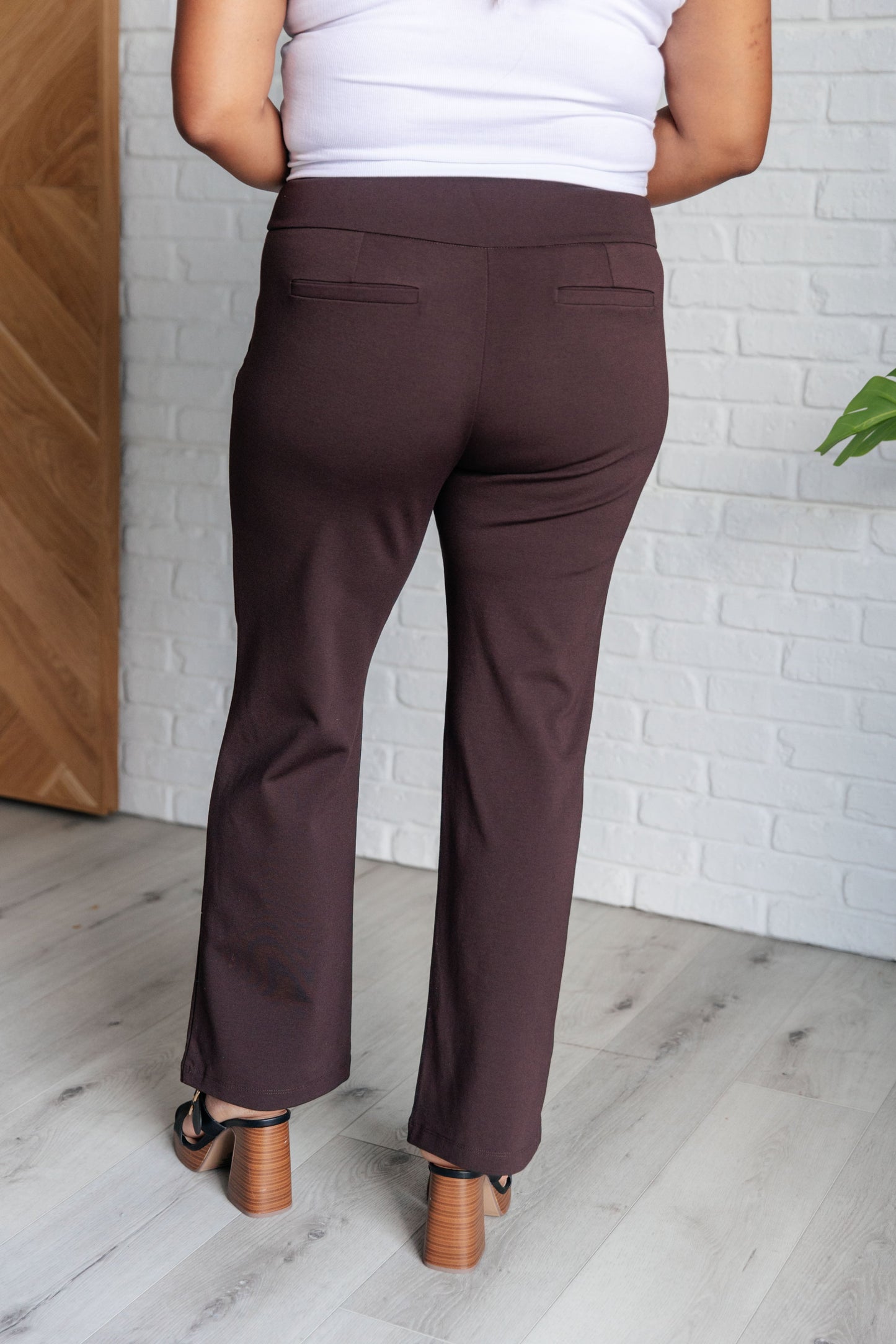 Maddie Straight Leg Pants in Chocolate - Southern Divas Boutique